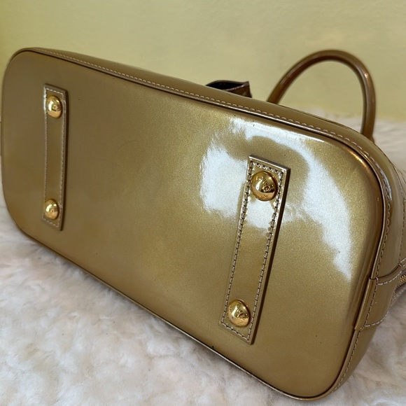 💯Authentic Louis Vuitton Alma  Women's Bag🍀 - Picture 8 of 17